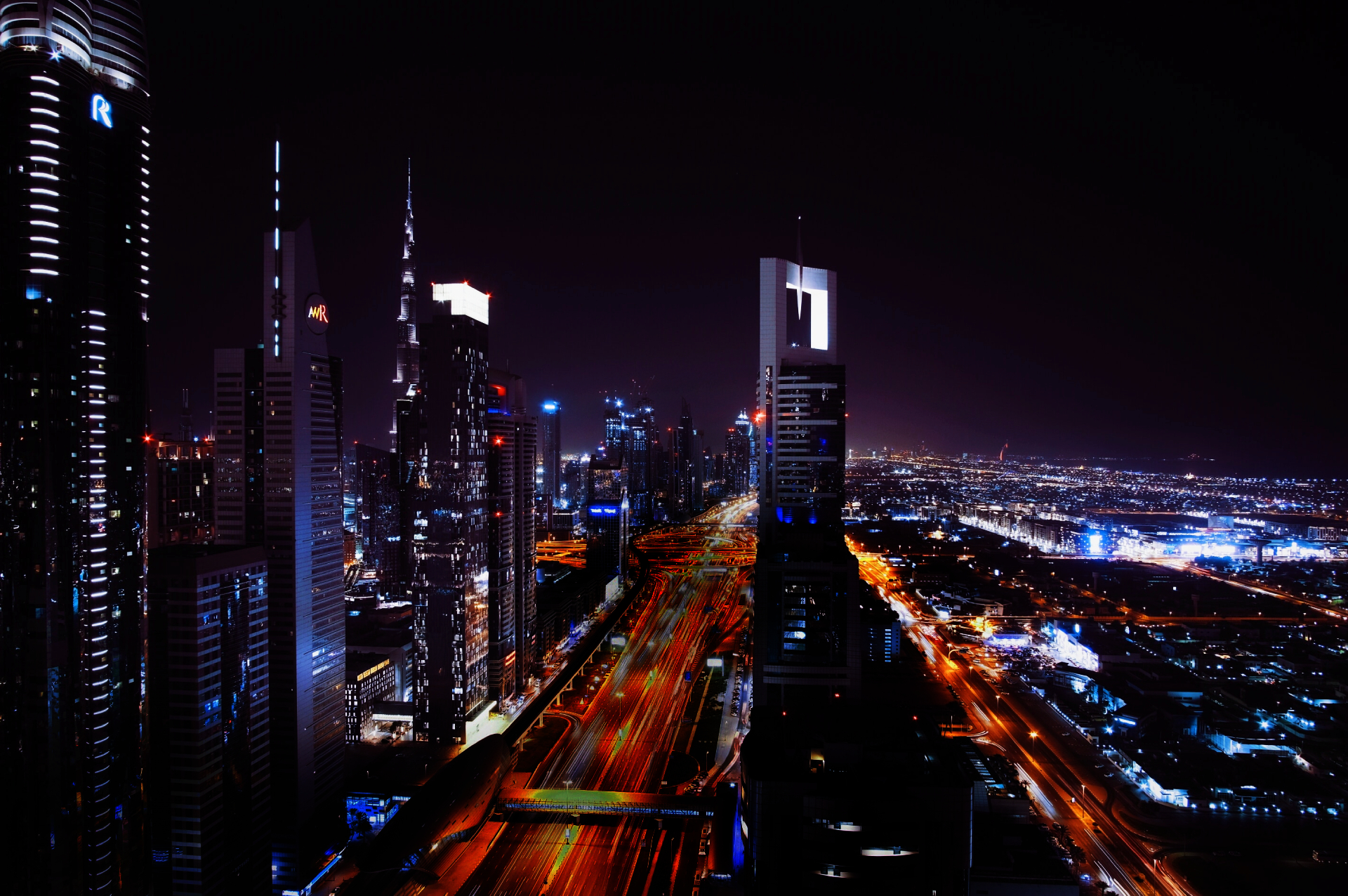 Sheikh Zayed Road In Dubai, U.A.E, Nine Square